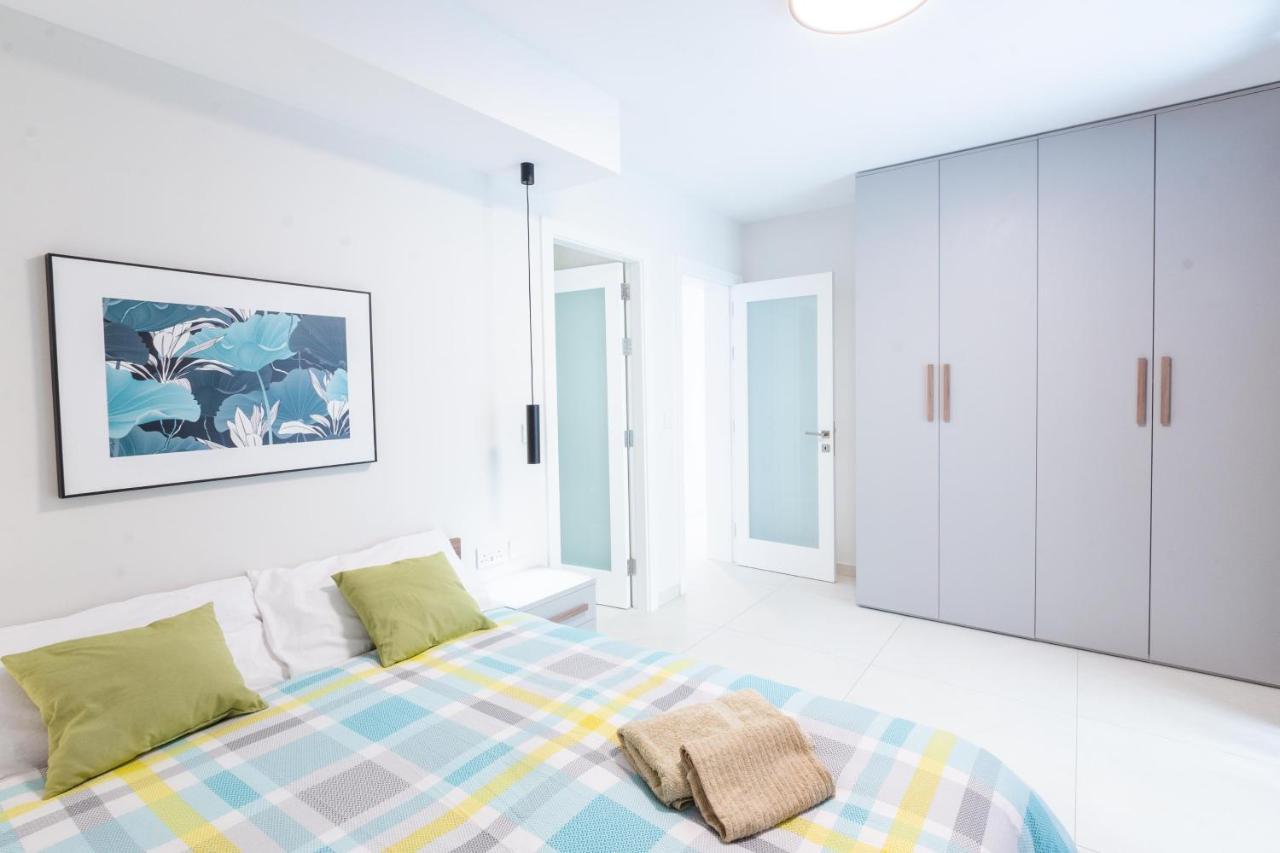 Seafront Luxury Apartment Σεντ Πόλς Μπέι Εξωτερικό φωτογραφία